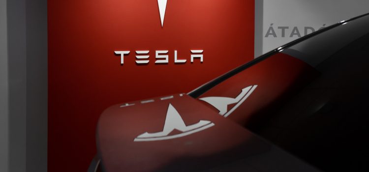 The Revolutionary Technology Behind Tesla’s Batteries: What Makes Them Different?