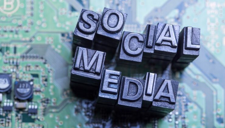 Protecting Your Teen from the Negative Effects of Social Media on Their Mental Health