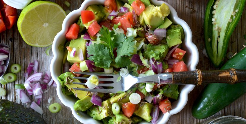 Sustainable Living Through Mindful Eating: How Being Present at Mealtime Can Benefit the Environment”.