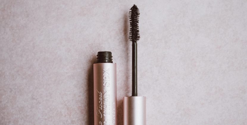 Top 5 Mascaras to Achieve Long and Luscious Lashes