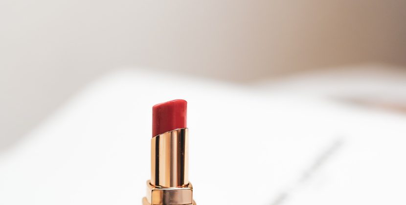 From Work to Happy Hour: Versatile Lipsticks for Any Occasion