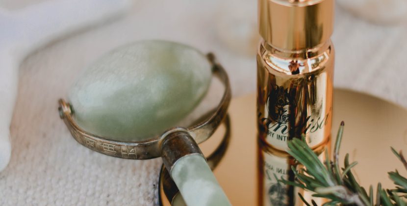 Why Every Beauty Enthusiast Needs to Add a Jade Roller to Their Collection