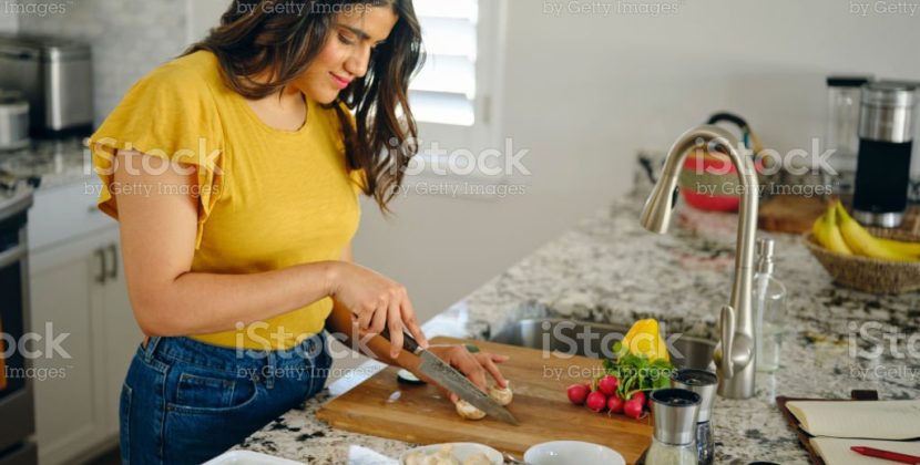 Local, Organic, and Seasonal: Prioritizing Sustainable Foods in a Globalized World