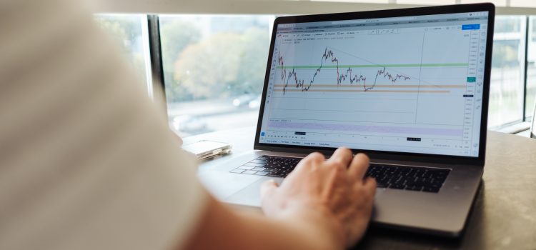 Keeping Your Head Above Water: How Small Businesses Can Overcome Credit Challenges