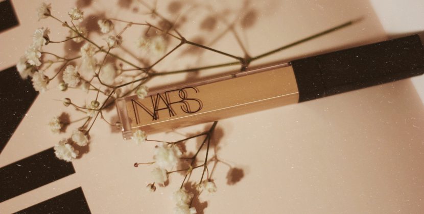 The Ultimate Guide to Applying Concealer: 5 Simple Steps