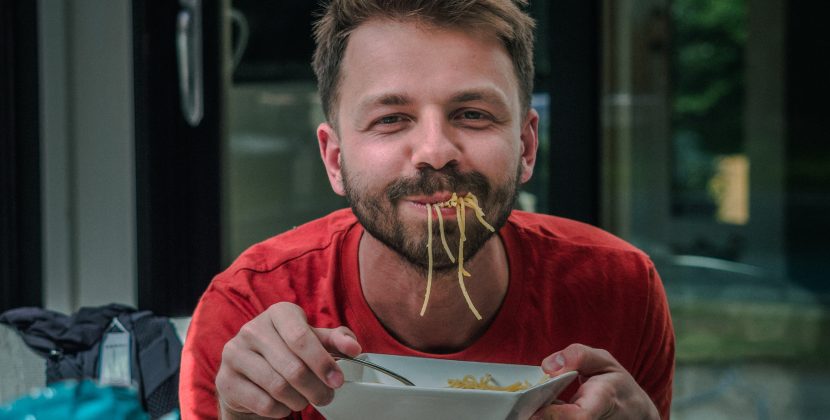 How to Enjoy a Glass of Wine as Part of Your Healthy Mediterranean Diet