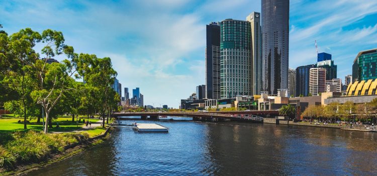 From Small Town to Big City: The Evolution of Melbourne and Its Role in Australia’s Development