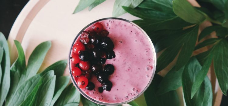 10 Healthy and Delicious Smoothie Recipes to Jumpstart Your Day