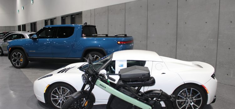 Debugged and Ready: Rivian R1S Electric SUV Shines as a Promising Contender in the EV Landscape