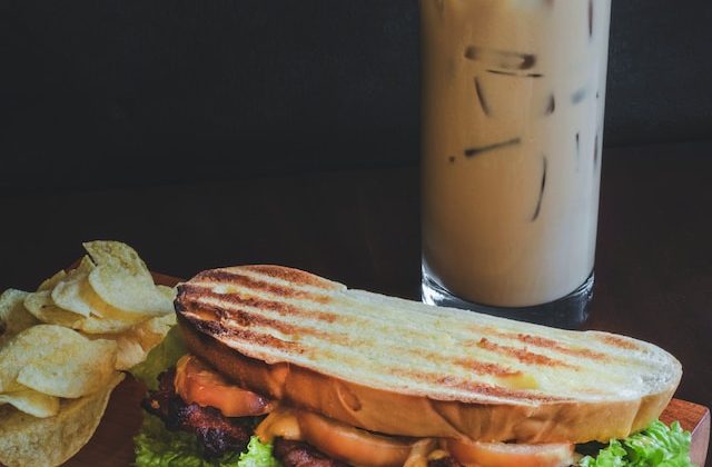 The Art of Food Pairing: Creating Harmonious and Complementary Flavors