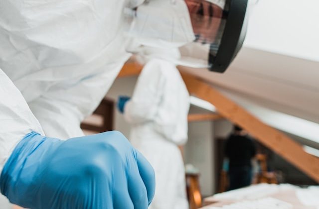 When Should You Use an At-Home COVID-19 Testing Kit?