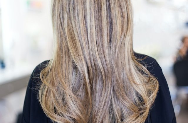 Celebrity Hairstylists’ Secrets for Taming Dry, Unruly Mane