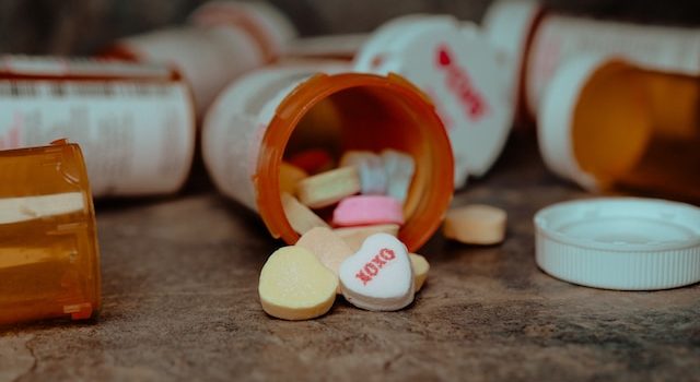 Metabolic Underminers: Exploring How Counterfeit Sweeteners Sneak into Foods and Compromise Health