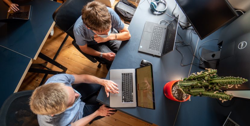 How Middle Managers Enable the Growth of Remote Work and Independent Contractors