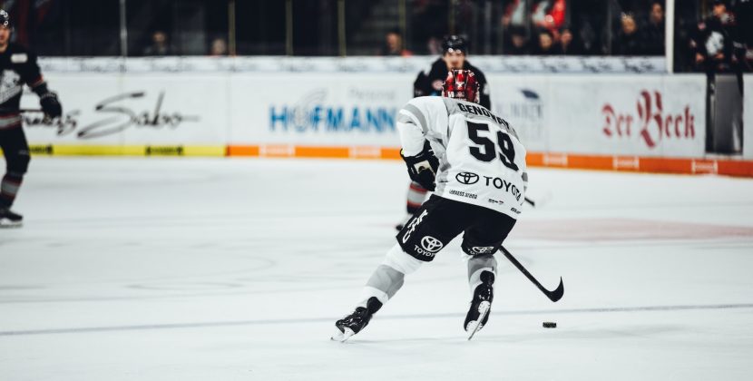 Sam Reinhart delivers clutch goal to lead Panthers to overtime win over Leafs