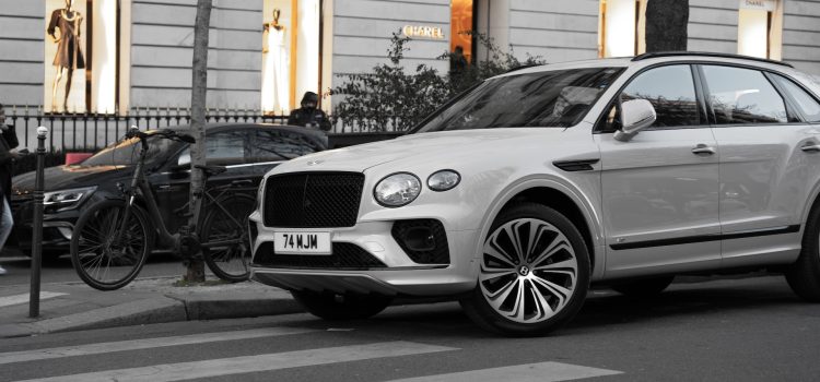 Elevate Your Driving Experience: Bentley Bentayga 4WD SUV Redefines Opulence