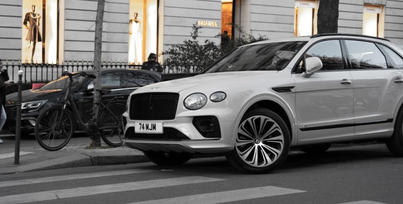 Elevate Your Driving Experience: Bentley Bentayga 4WD SUV Redefines Opulence