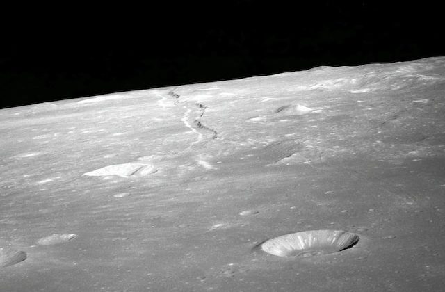 Japanese Moon Lander Fails to Stick the Landing