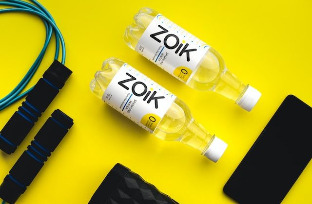 Hydrating for Success How Much Water Do Professional Athletes Drink During Workouts?