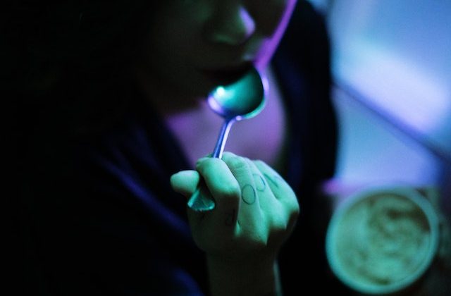 A Deep Dive into a Girl’s Personal Space]