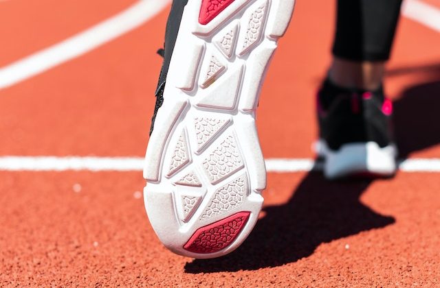 Choosing the Right Footwear for Maximum Performance in Sprinting