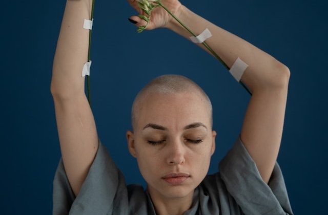The Pros and Cons of Alternative Cancer Therapies