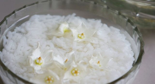 Transform Your Skin with the Beauty Benefits of Rice Water