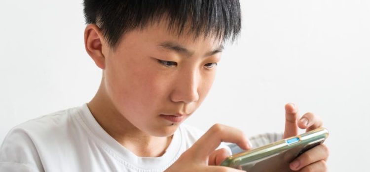 China’s 2-Hour Daily Smartphone Rule: Benefits and Implications