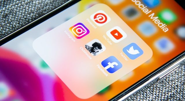 Scrolling and Brain Development: Unraveling the Teenage Social Media Connection