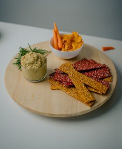 Hummus and Veggie Sticks