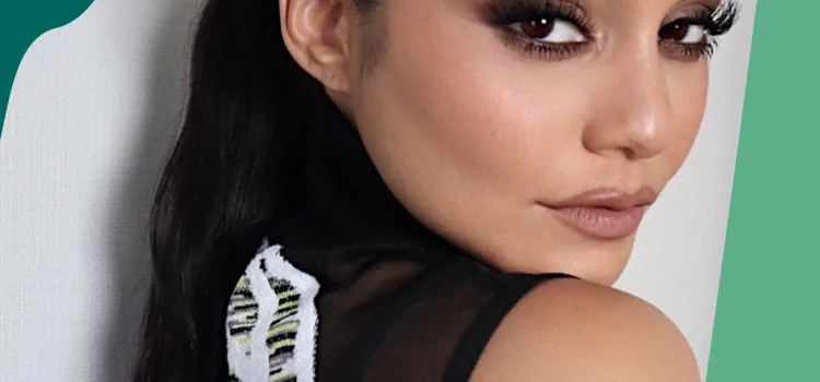 Smoke It Up: Your Ultimate Easy Smokey Eyeliner Guide