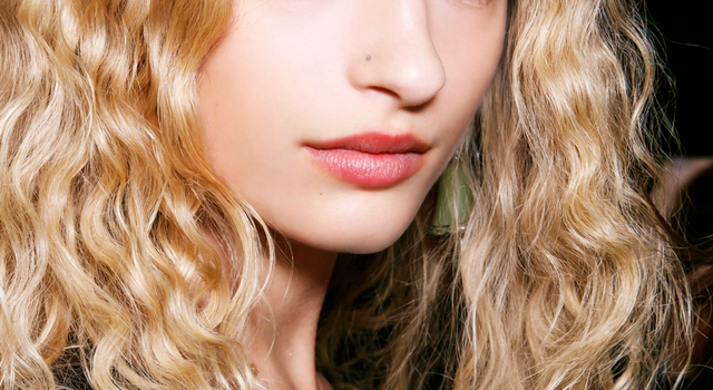 5 Minutes to Beachy Perfection: Effortless Wave Tutorial