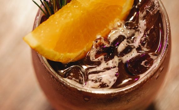 Dry January Delight: A Refreshing Non-Alcoholic Bee’s Knees Recipe