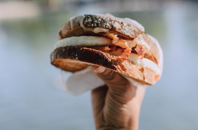 Mastering Creamy Egg Salad: Expert Tips and Techniques