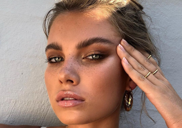 Latte Makeup Unveiled