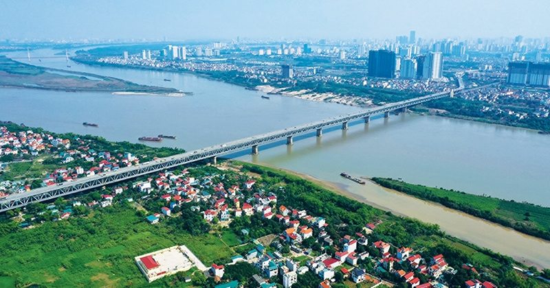 Hanoi outskirts real estate