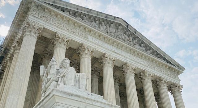 Supreme Court Grapples with Nationwide OxyContin Maker Settlement