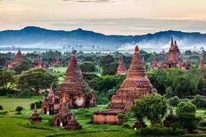  Exploring the Enchanting Wonders of Bagan, Myanmar