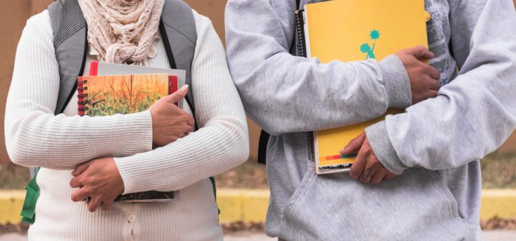 Shape Bonds in Schools Bridging Arab and Jewish Cultures