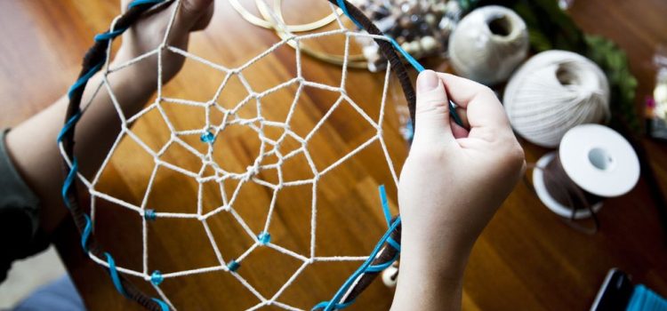 Guides You to Craft a Dreamy Retreat with DIY Dreamcatchers