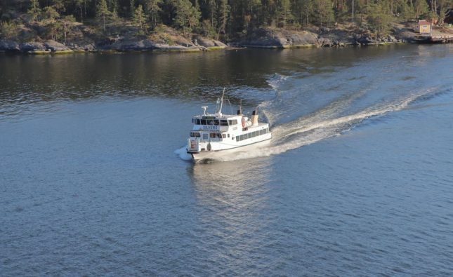 Discover Tranquility Boat Trip in Stockholm Archipelago
