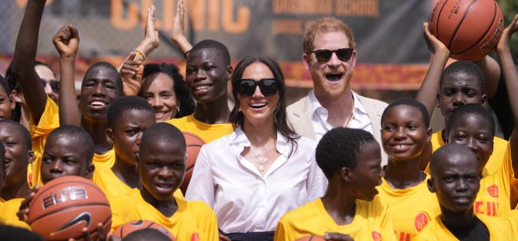 Nigeria’s Fashion and Dancing Styles Harry and Meghan Visit