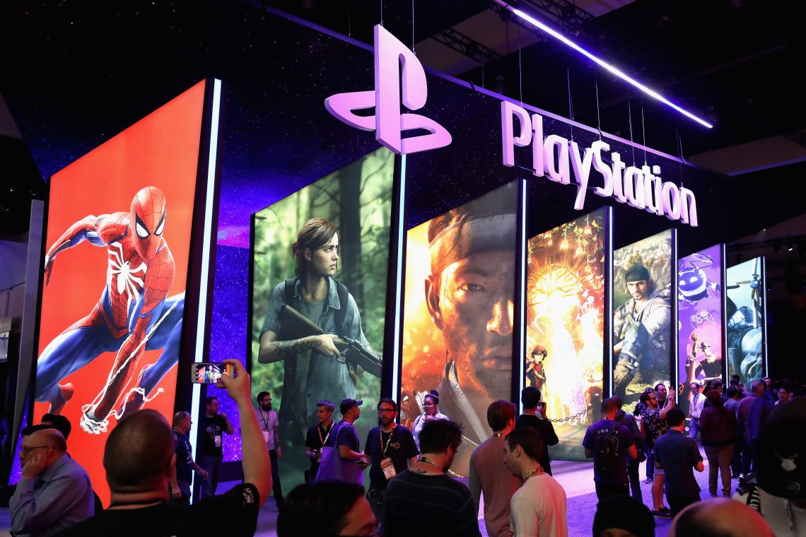 Top 15 Interactive Entertainment Ideas for Large Crowds