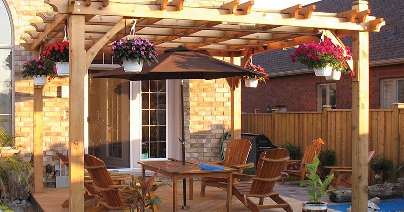 How to Create a Relaxing Pergola Space