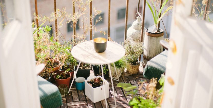 How to Create a Relaxing Balcony Space