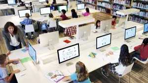 The Role of AI in Modern Education Technology