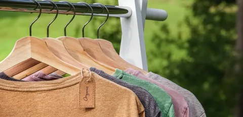 Sustainable Fashion Essentials: Build Eco-Friendly Wardrobe!