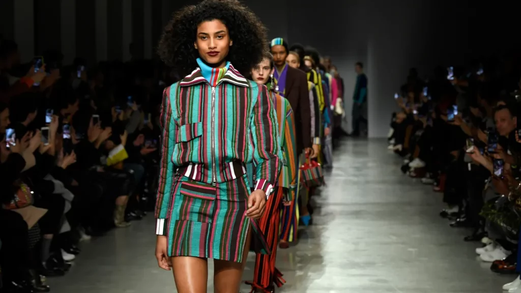 Sustainable Fashion Essentials: Build Eco-Friendly Wardrobe!