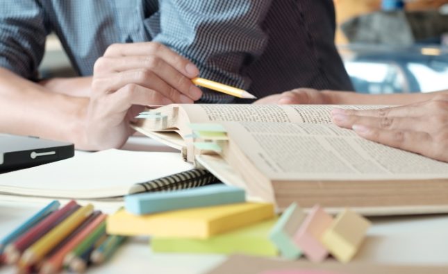 Professional Thesis Writing Service – We've Got Your Back