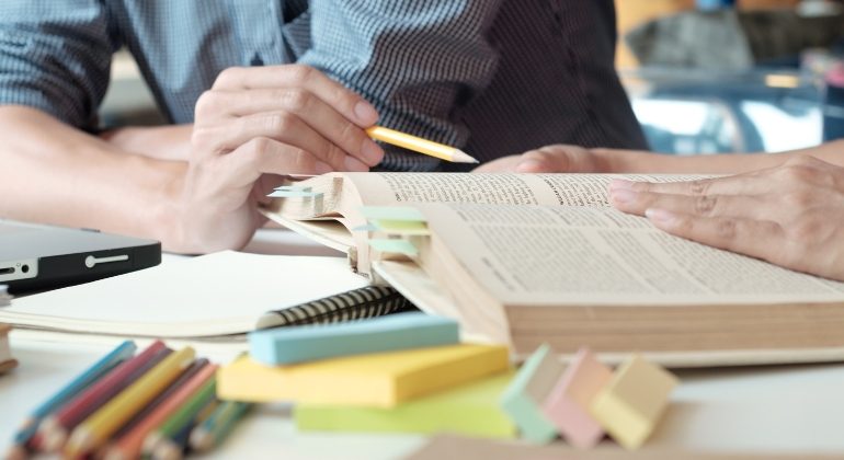 Professional Thesis Writing Service – We’ve Got Your Back
